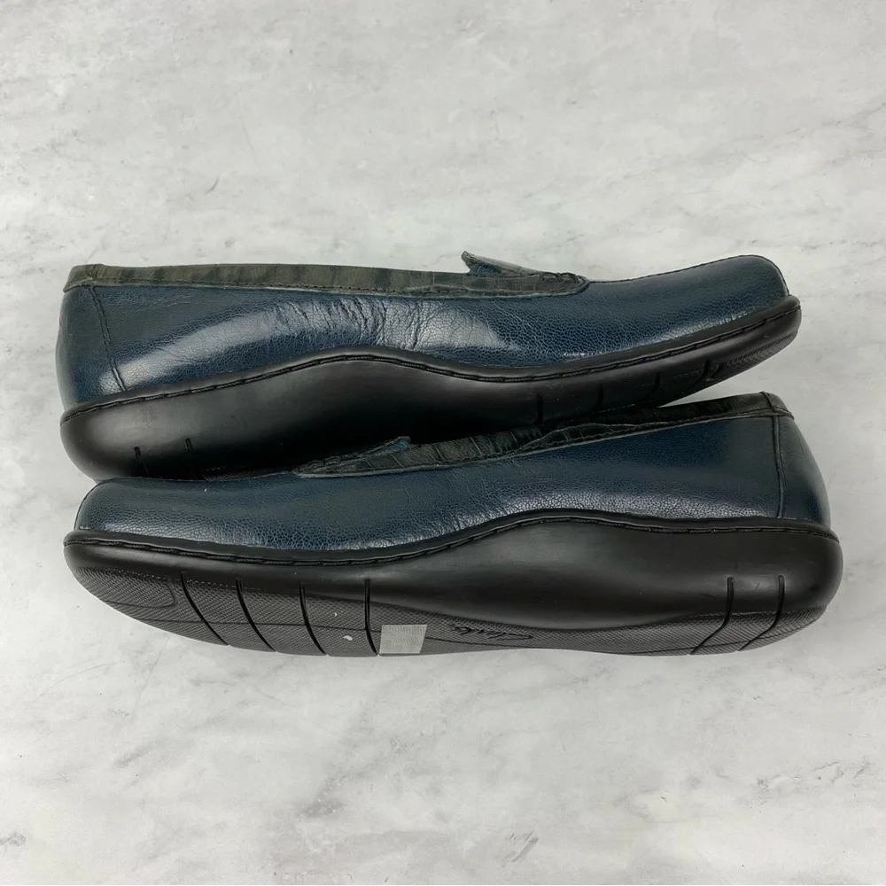 Clarks crocodile print